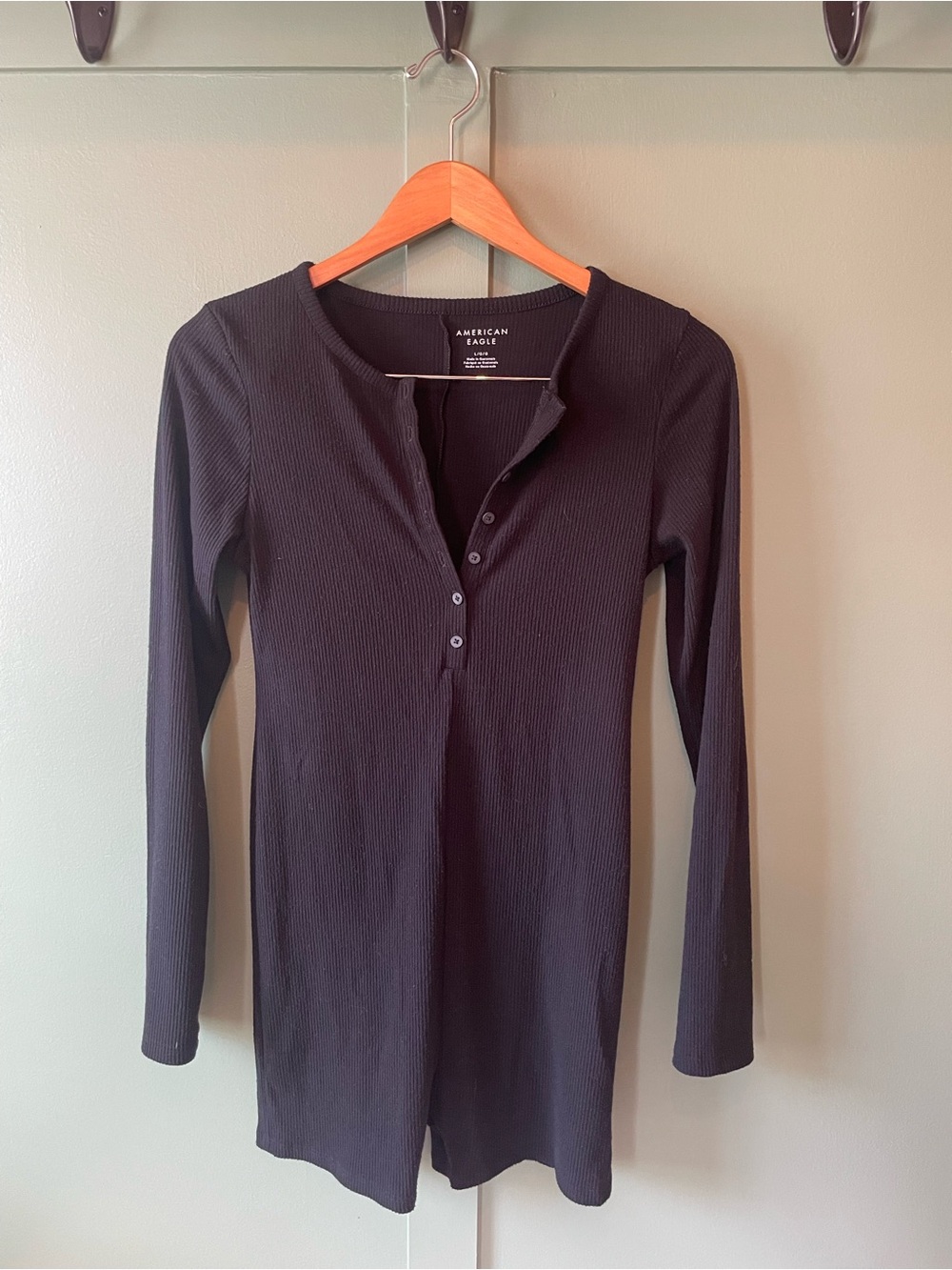 American Eagle Outfitters Black Ribbed Henley Long-Sleeve romper
